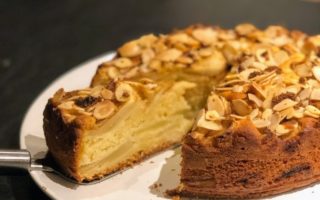 もっちりしっとりのアップルヨーグルトケーキは切って混ぜて焼くだけ がびのキッチン